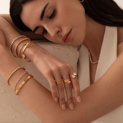 Aesthetic jewellery photos